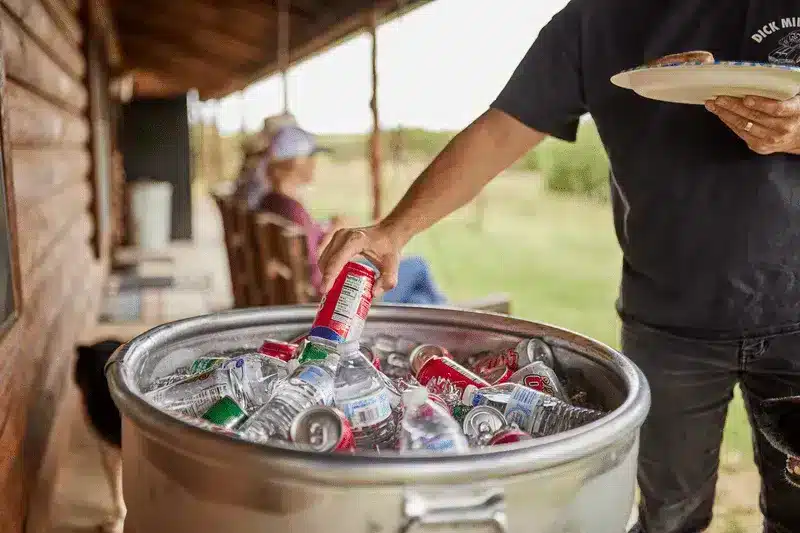 Ice Party Drinks + Stand - Image 4